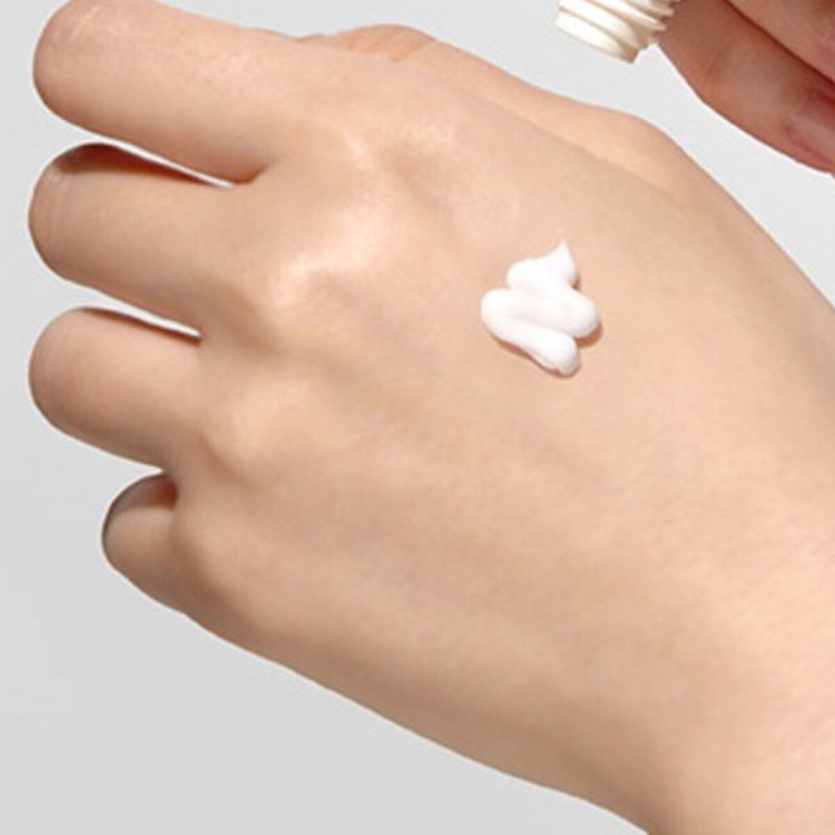 Monami Tinytan Refreshing Perfume Hand Cream — Jung Kook 50ml